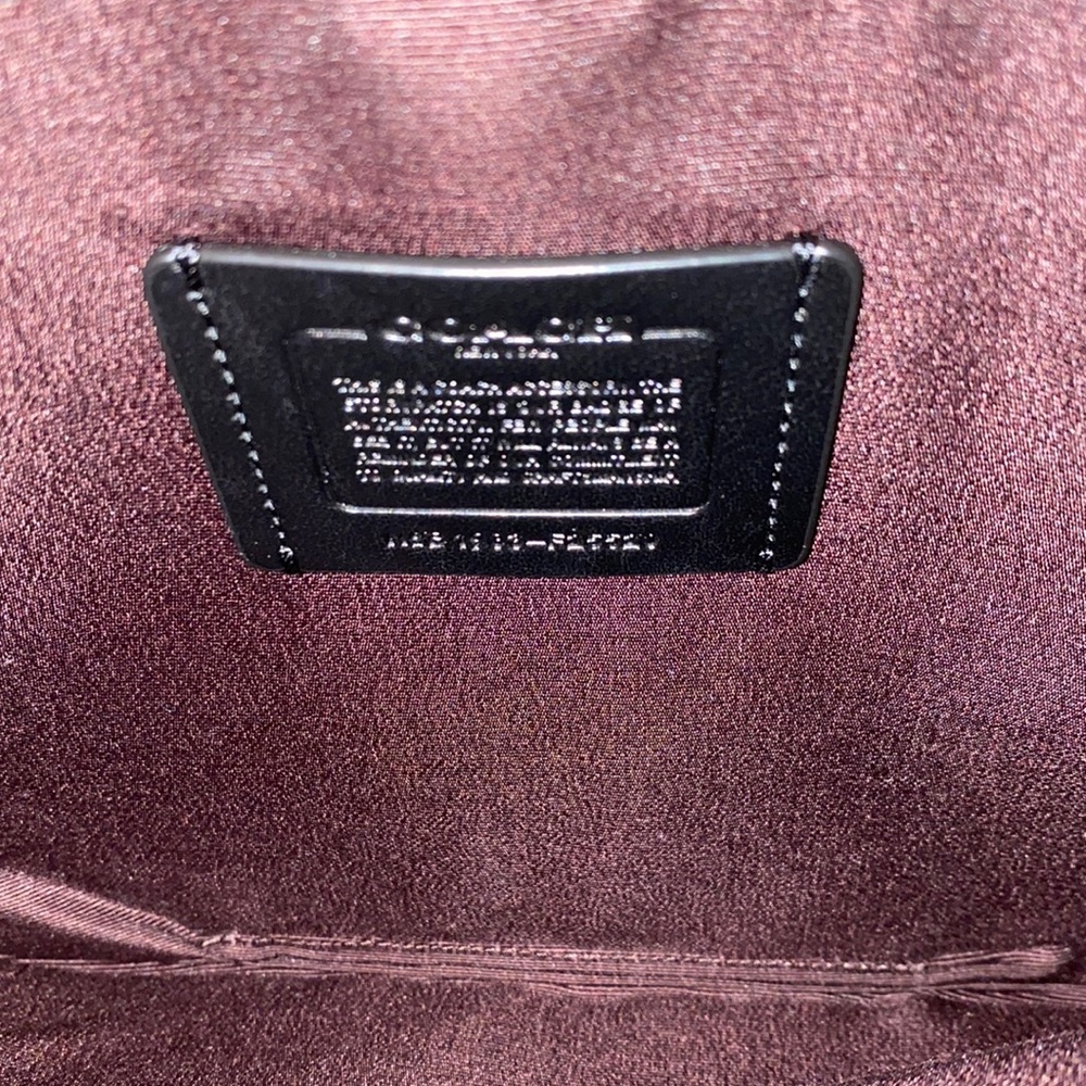 Coach Pouch - Picture 4 of 4